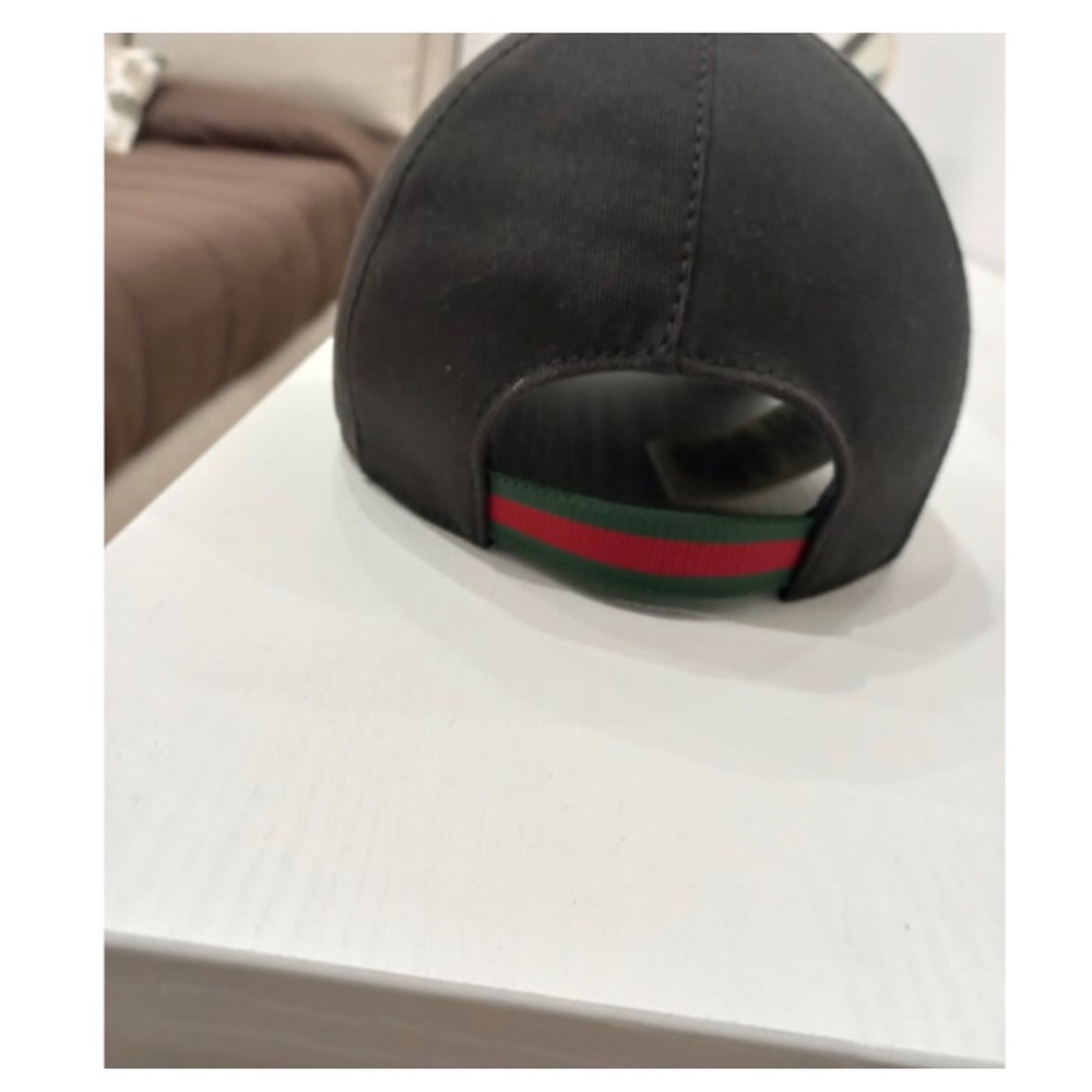 Gucci - Picture 4 of 4